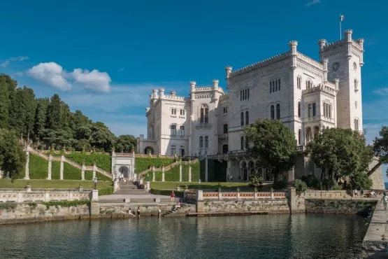 castello italia trieste 1