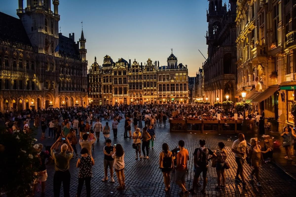 belgio bruxelles la grand place sera