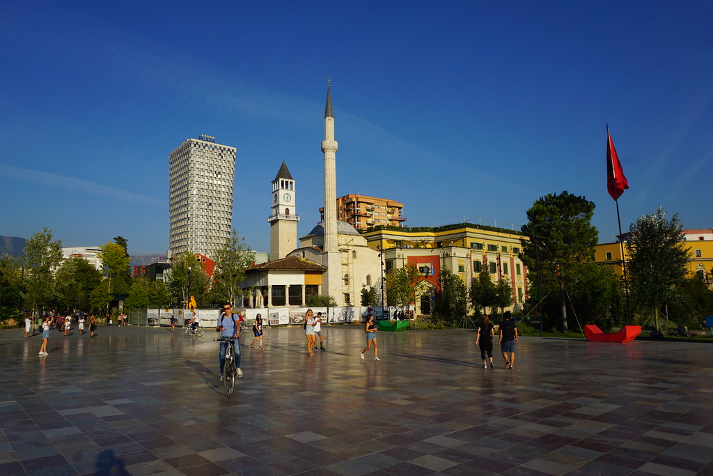 skanderbeg square tirana