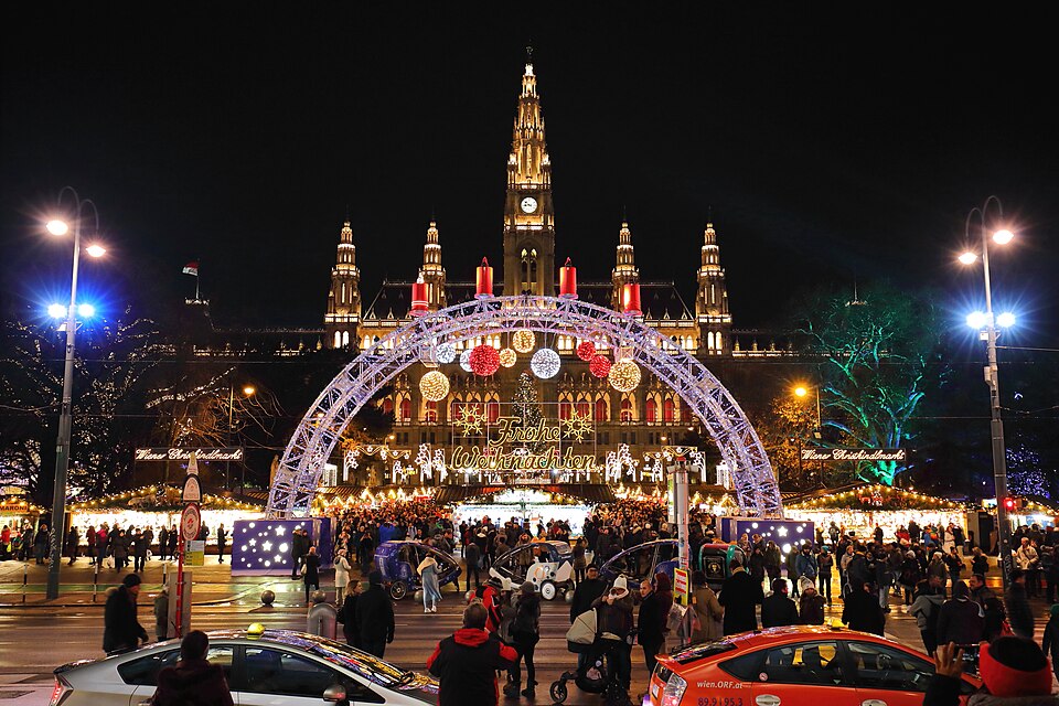 wien christkindlmarkt rathausplatz jpg